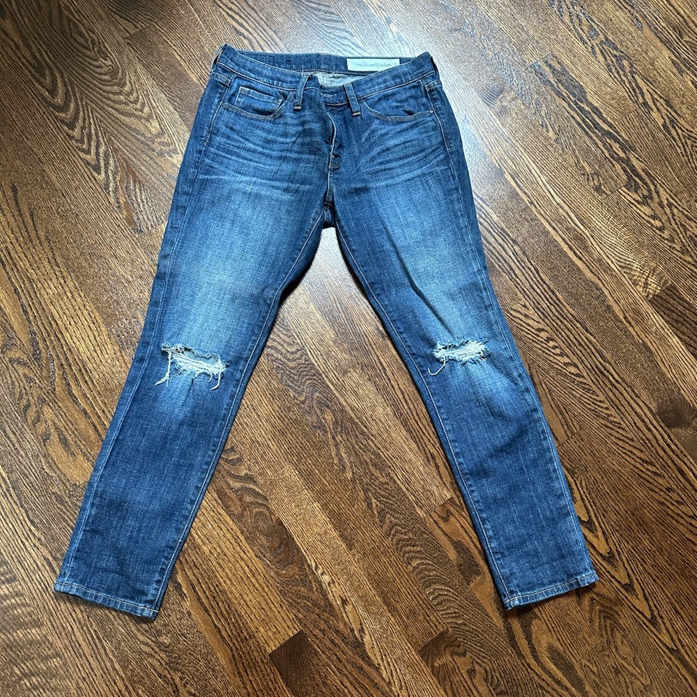 Treasure and Bond Boyfriend Dark Blue Distressed Ankle Jeans Size 27